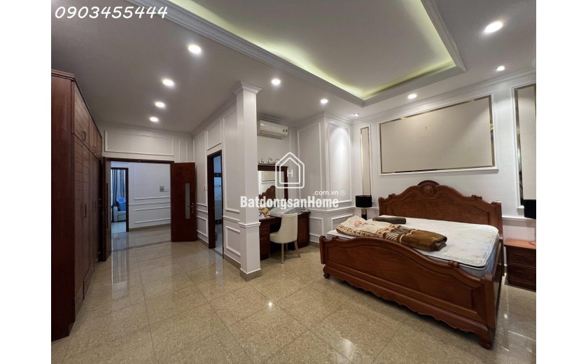 Bán biệt thự đường Tam Châu Thủ Đức, 427m2, 4 tầng, nội thất gỗ quý, 39.5 tỷ